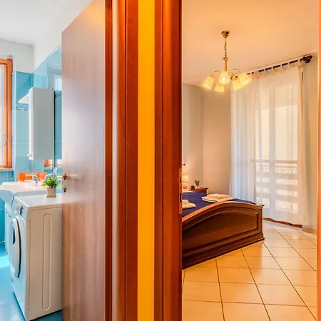 Miralago By Interhome *